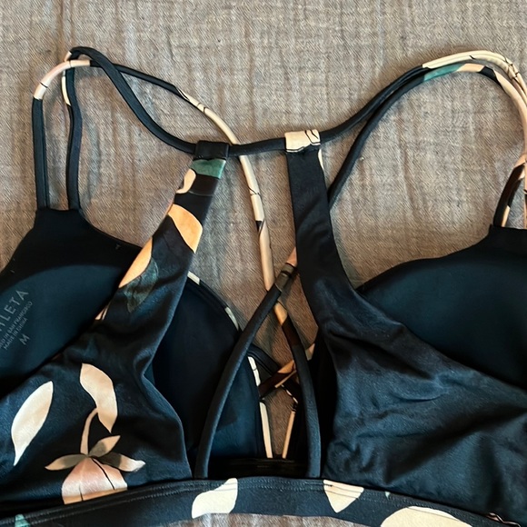 Athleta Aqualuxe Floradora Bikini Top - Picture 4 of 5